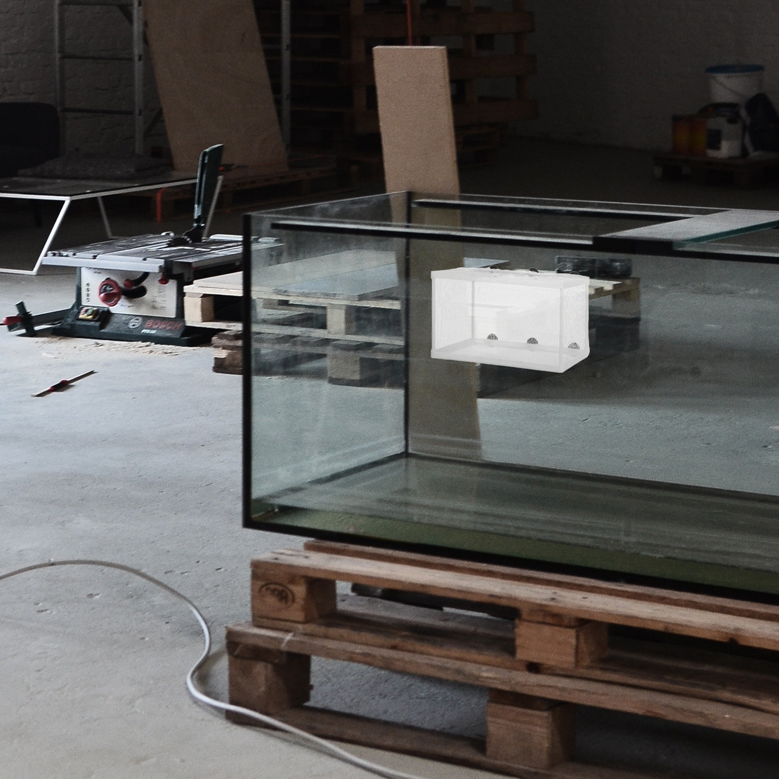 Aquarium Fish Rate - Fish Breeder Net Hatchery Box for