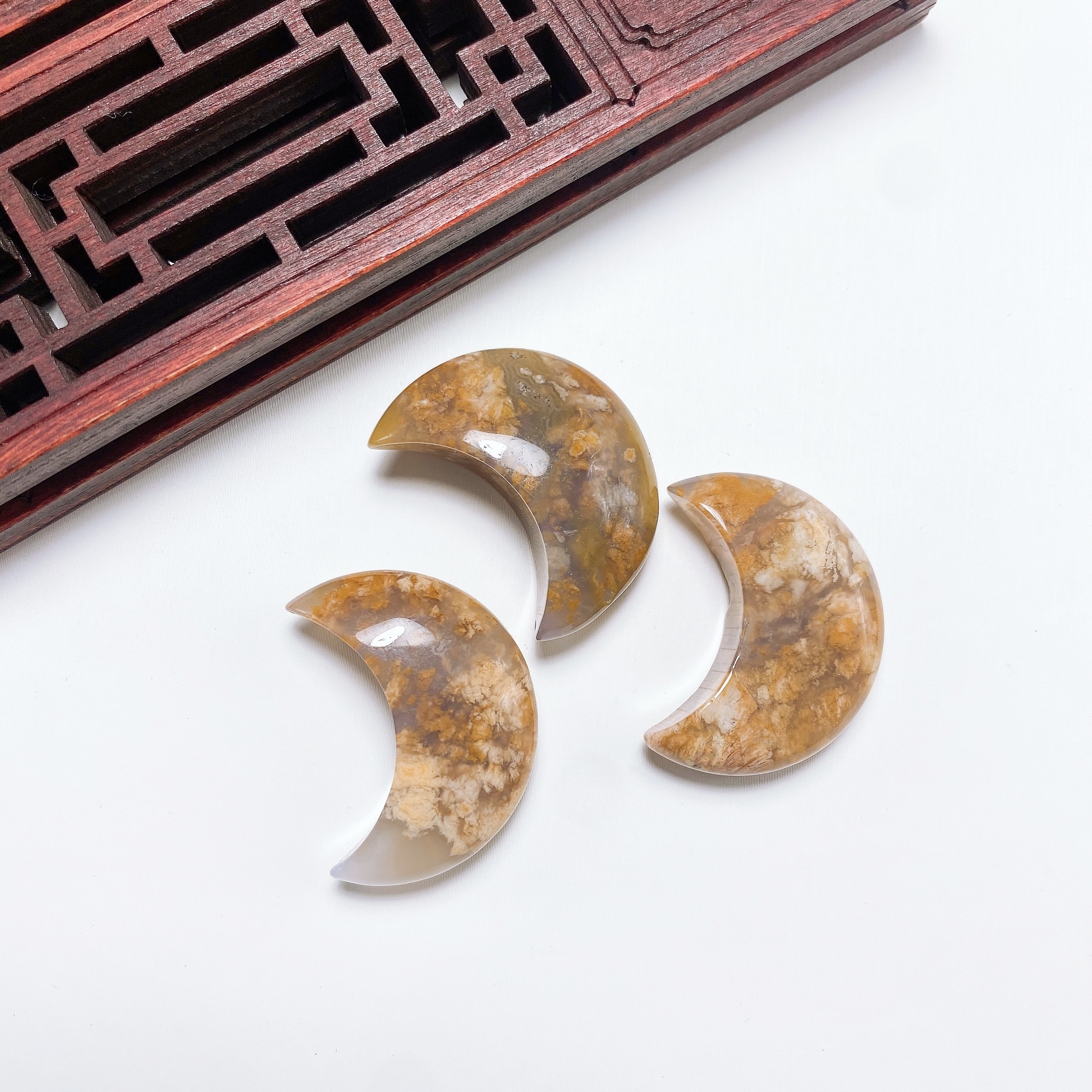 30MM Crystal Moon Shape Figuri - Aquarium Fish Names ulasan dan harga