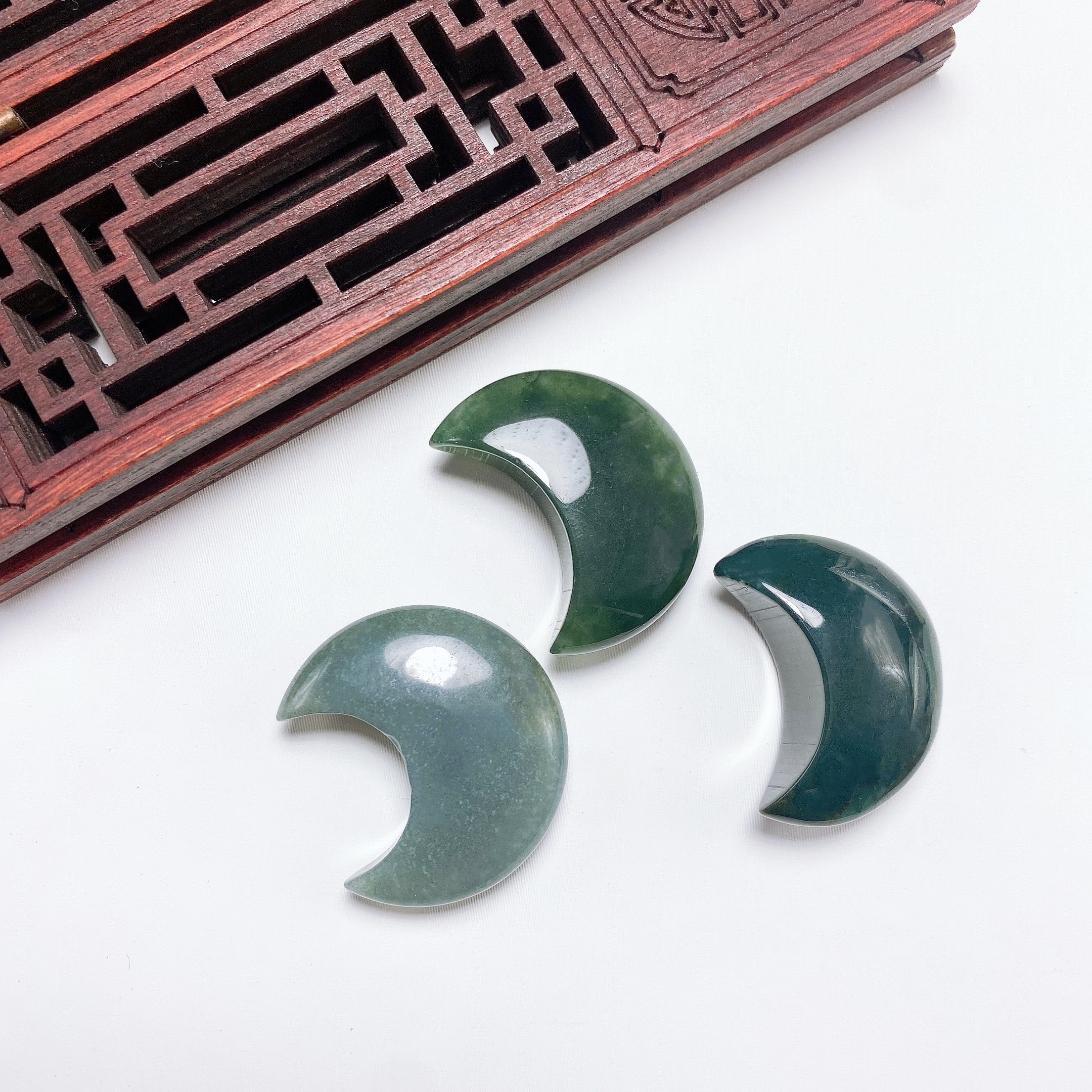 30MM Crystal Moon Shape Figuri - Aquarium Fish Names ulasan dan harga